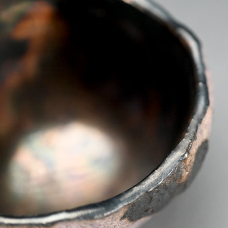 Sake cup Guinomi ー稲吉 オサム “白金彩刳貫 ぐい吞み”