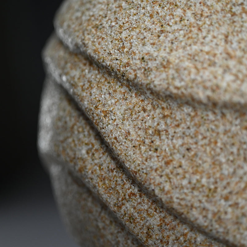 Contemporary Wave Patterned Vase ー崎山 隆之 “波紋”