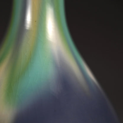 A Small Vase by Tokuda Junko ー四代 徳田 八十吉 "香春"