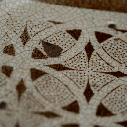 Unusual Seto E-zara Stoneware Mingei Plate