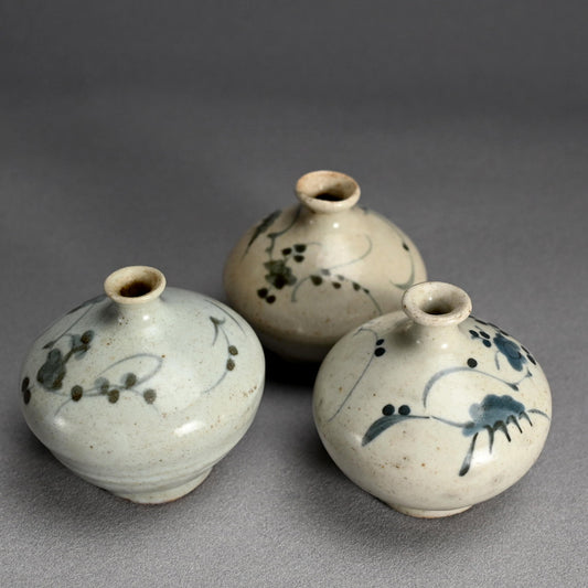 3 Ko-Imari Abura Tsubo Oil Flasks