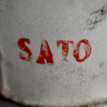 “Man” Object, 33 Bin ー佐藤 敏