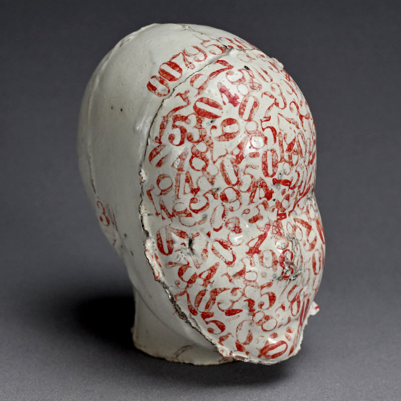 “Man” Object, 33 Bin ー佐藤 敏