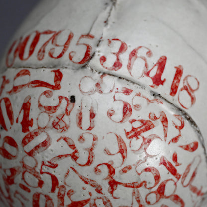 “Man” Object, 33 Bin ー佐藤 敏