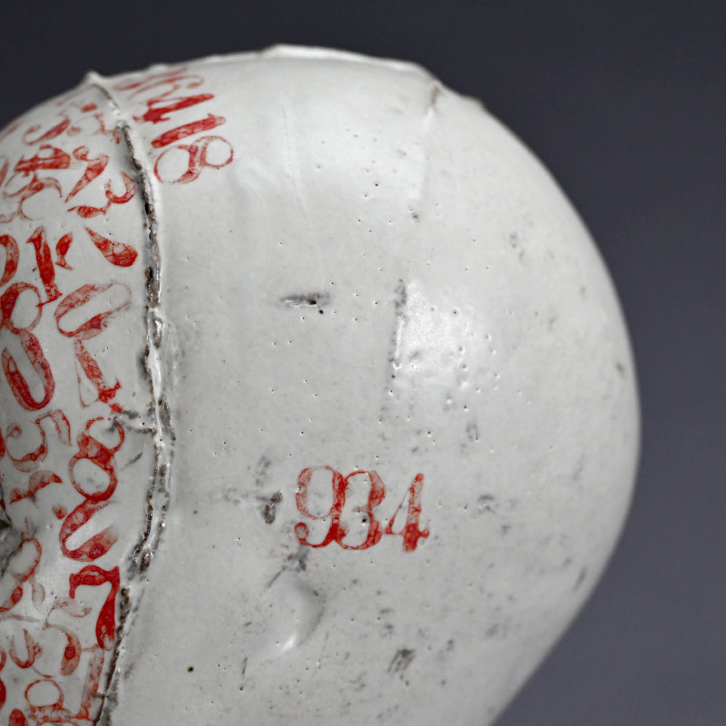 “Man” Object, 33 Bin ー佐藤 敏