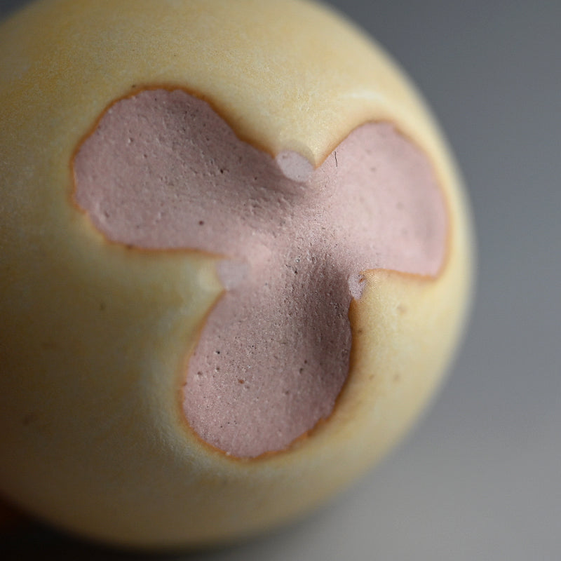 Yellow Glazed Sake Cup ー山口 美智江 "酒盃"