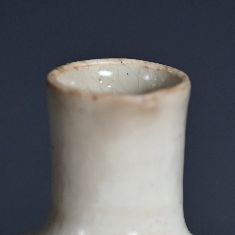 Serene Kohiki Sake Set ー番浦 史郎 “粉引 酒器”