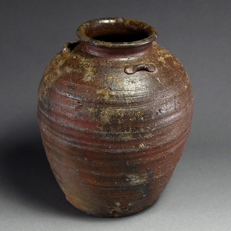 Momoyama To Early Edo Bizen Tsubo ー桃山時代 備前 種壺