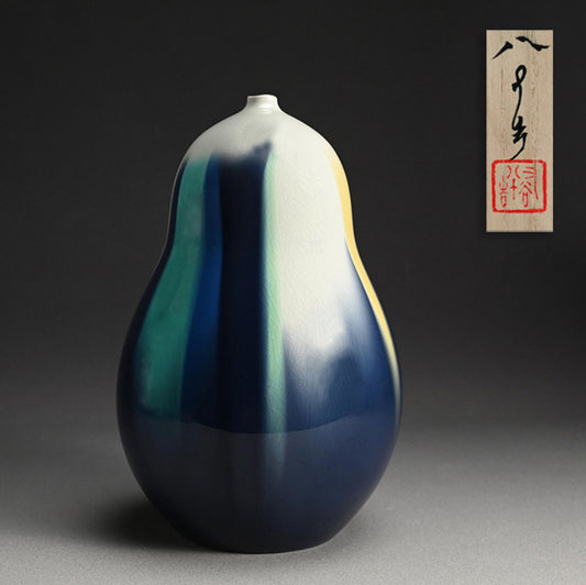 Gourd Shaped Vase ー徳田 順子 (四代 八十吉) “柳雨”