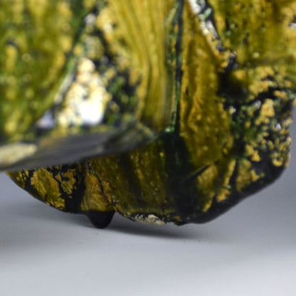 謎の織部壺展示品 ー小割哲也「跡ノ歴」