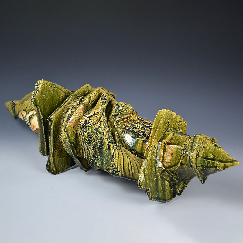 謎の織部壺展示品 ー小割哲也「跡ノ歴」