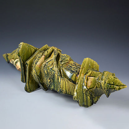 謎の織部壺展示品 ー小割哲也「跡ノ歴」