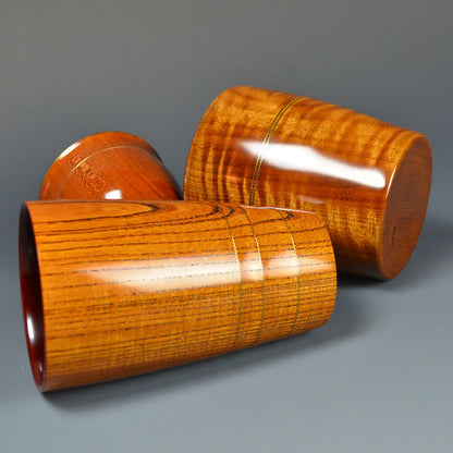 Lacquered Wooden Cups ー川北 浩彦