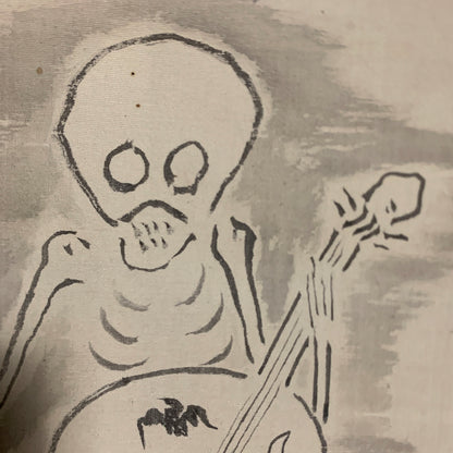 Skeleton Playing the Lute by Priest ー小泉 了諦